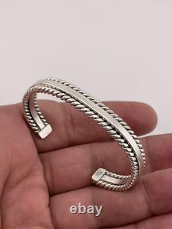 Bracelet en argent sterling tordu de Navajo Amérindien par Elaine Tahe
