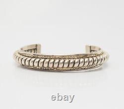 Bracelet en argent sterling vintage lourd de détail en spirale amérindien Navajo par Tahe