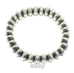 Bracelet extensible en argent sterling fait main par les Navajos avec des perles Navajo
