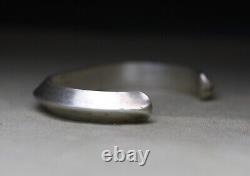 Bracelet manchette carénée en argent sterling amérindien Navajo vintage