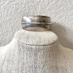 Bracelet manchette en argent sterling avec plume de Lena Platero, Amérindienne Navajo