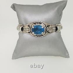 Bracelet manchette en argent sterling avec topaze bleue, Navajo américain Russell Sam