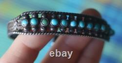 Bracelet manchette en argent sterling avec turquoise à œil de serpent vintage Zuni 29g À LIRE Southwest