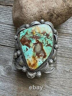 Bracelet manchette en argent sterling et turquoise Royston des Navajos.