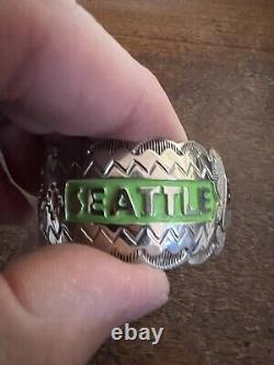 Bracelet pour femme amérindienne Navajo de la NFL Seattle Seahawks Cuff #A Éblouissant