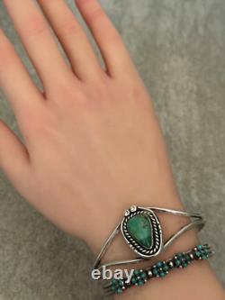Bracelet vintage en argent sterling Navajo avec turquoise carinée 6-1/2 Bracelet vintage en argent sterling Navajo avec turquoise carinée 6-1/2