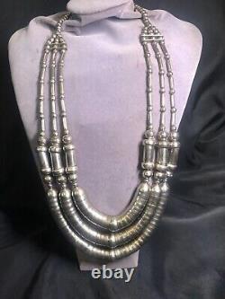 Collier à 3 rangs de perles de baril en argent sterling vintage de style amérindien navajo