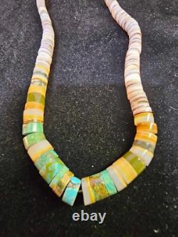 Collier avec fermoir à boule en argent sterling, perles Heishi en turquoise et coquillage Navajo amérindien