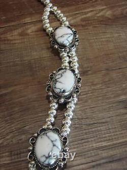 Collier en argent nickel Navajo et howlite blanche à Cleveland