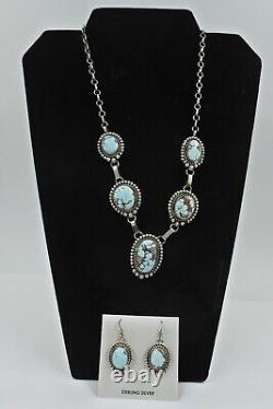 Collier en argent sterling turquoise des collines dorées fait main par un Amérindien Navajo