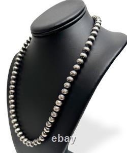 Collier en perles Navajo en argent sterling 8mm Américain d'origine 19 brins simples