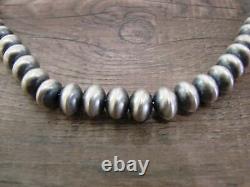Collier en perles Navajo en argent sterling américain natif de 21 pouces par Halwood