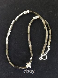 Collier en perles d’onyx noir navajo amérindien 18 10003