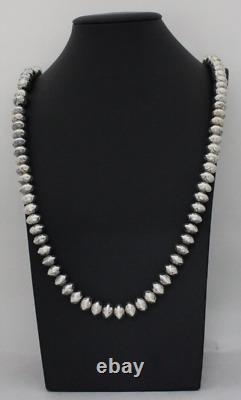 Collier en perles de nacre de 32 pouces de Leo Harvey LH Sterling, Amérindien Navajo, 117,3 g