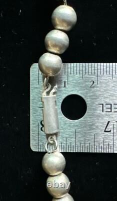 Collier en perles graduées en argent navajo amérindien de 30 pouces / 20 mm fait à la main