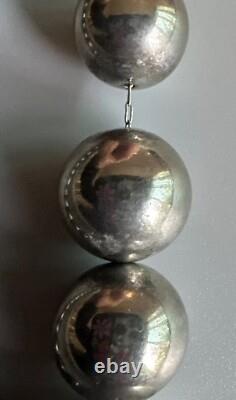 Collier en perles graduées en argent navajo amérindien de 30 pouces / 20 mm fait à la main