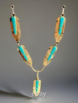 Collier en plumes en turquoise incrusté en argent sterling fait à la main par Mary Yazzie, Navajo, 22 pouces