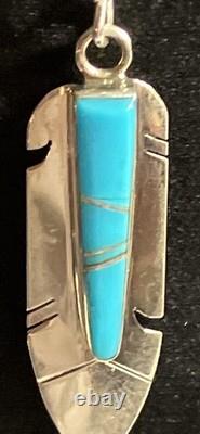 Collier en plumes en turquoise incrusté en argent sterling fait à la main par Mary Yazzie, Navajo, 22 pouces