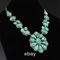 Collier en turquoise de la vallée émeraude navajo par Della Wylie