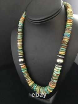 Collier en turquoise verte graduée amérindien Navajo en argent sterling 20