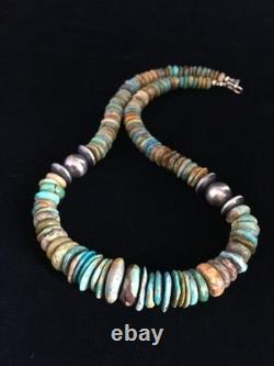 Collier en turquoise verte graduée amérindien Navajo en argent sterling 20