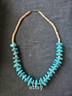 Collier vintage amérindien Navajo en turquoise avec perles Heishi