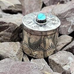 Conteneur à pilules empoisonnées en argent sterling et turquoise fabriqué par les Navajos amérindiens