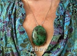 Gros pendentif en malachite amérindien Navajo avec chaîne du Powwow de Stanford