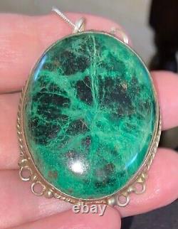 Gros pendentif en malachite amérindien Navajo avec chaîne du Powwow de Stanford