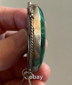 Gros pendentif en malachite amérindien Navajo avec chaîne du Powwow de Stanford