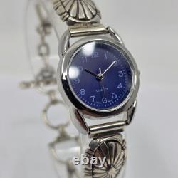 Montre pour femme en argent sterling amérindienne Navajo signée