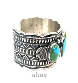 Native American Navajo Handmade Kingman Turquoise Cuff Bracelet
