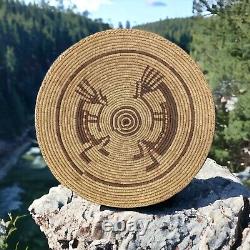 Panier Kokopelli Pictural enroulé Navajo amérindien de 15 pouces de diamètre fait main