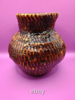 Panier de Pêche Amérindien avec Poignées en Cheveux de Cheval Musée Navajo Nice