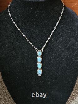 Pendentif de collier en argent sterling Navajo avec turquoise signé par Marcella James