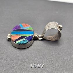 Pendentif en argent sterling Navajo Yazzie en inlay multi-pierres estampillé des Amérindiens