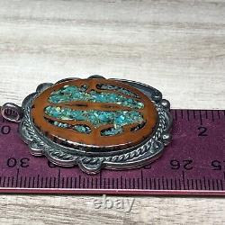 Pendentif ovale en argent sterling natif américain Navajo avec incrustation de turquoise et de noyer