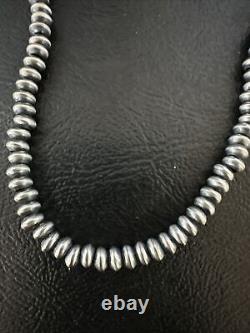 Perle Navajo en argent sterling en forme de saucer, enfilée à la main, 5mm, collier de 20 pouces 60520