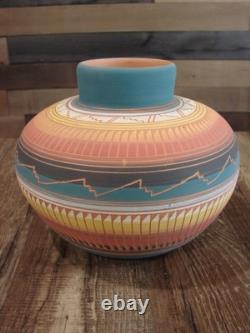 Poterie Navajo Amérindienne Gravée à la Main et Peinte à la Main Charlie