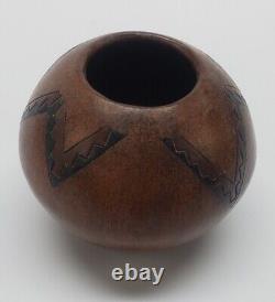 Poterie amérindienne Navajo de Lorraine Williams gravée à la main faite à la main 4 x 3