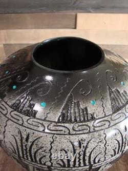 Poterie amérindienne gravée à la main signée par Dewayne et Eskeets