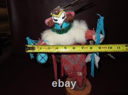 Poule colibri amérindienne Navajo sculptée en bois plume fourrure cuir poupée Kachina