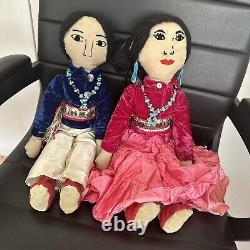 Poupée de couple amérindien Navajo Vtg faite à la main avec collier de turquoise perlé 21
