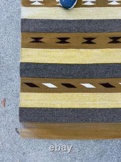 Superbe tapis Navajo amérindien des années 1900 géométrique 64 x 31