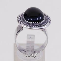 Taille 8, Bague en argent sterling 925 faite à la main Navajo Amérindienne avec obsidienne