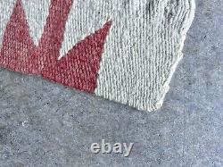 Tapis Navajo vintage des années 1940 motif amérindien textile tissé vintage