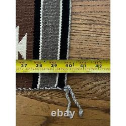 Tapis moyen vintage gris aztec sud-ouest amérindien navajo Chinle 40x26