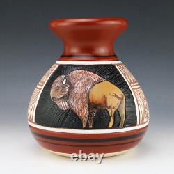 Vase en poterie de buffle Navajo par Antionette Sherman