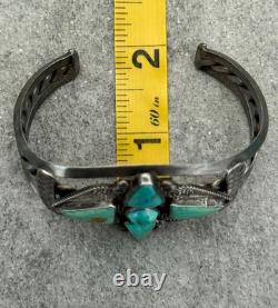 Vieux Bracelet en Argent Navajo en Turquoise Caréné 6,75 po