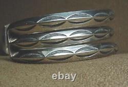 Vintage Navajo Native American Tooled Sterling Argent 3 Couteau Edge Cuff Bracelet